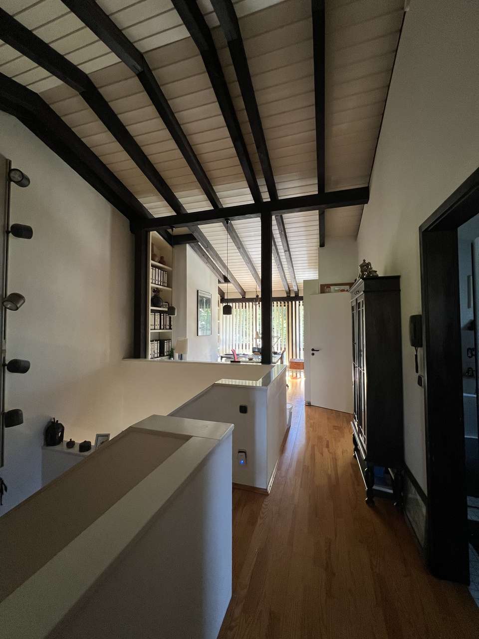 Aussergewöhnliches Holz-Architektenhaus Neubiberg