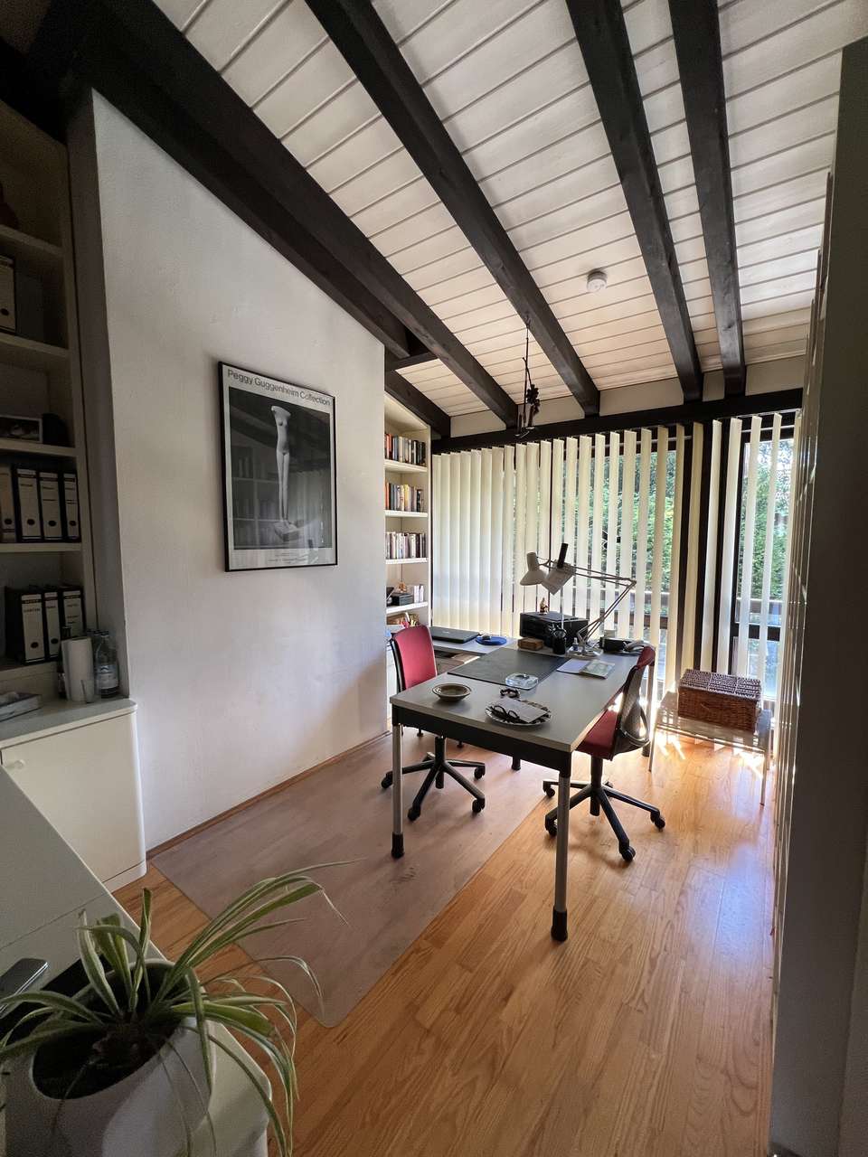 Aussergewöhnliches Holz-Architektenhaus Neubiberg