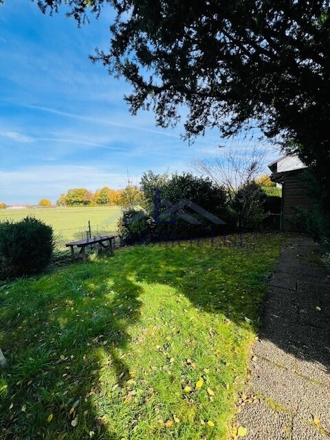 Charmante Doppelhaushälfte in Sauerlach mit Fernblick