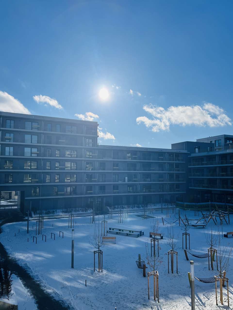 Sonnige und helle 2-Zimmer-Dachterrassen-Wohnung mit Bergblick in Pasing
