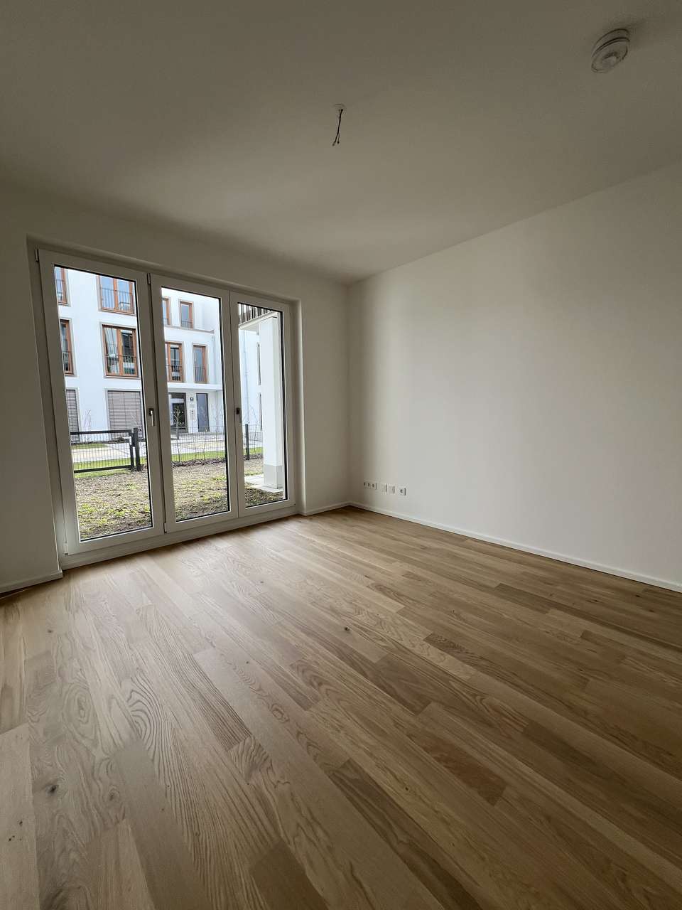 Bezaubernde 2-Zimmer-Garten-Wohnung München-Aubing