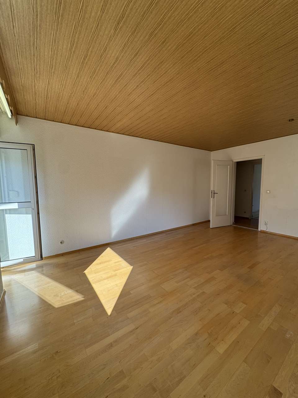 Charmante 3-Zimmer-Wohnung am Lerchenauer See