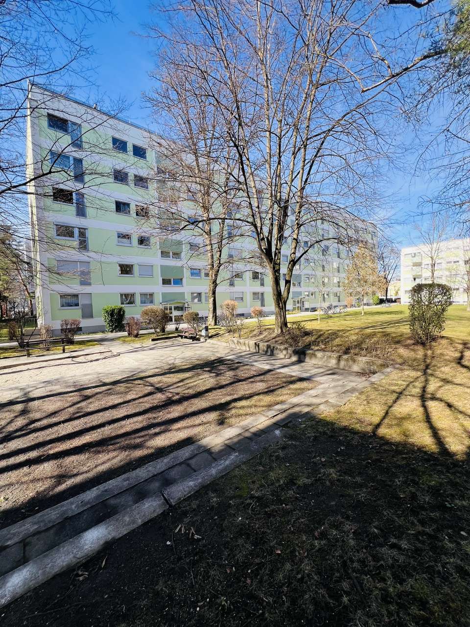 Charmante 3-Zimmer-Wohnung am Lerchenauer See