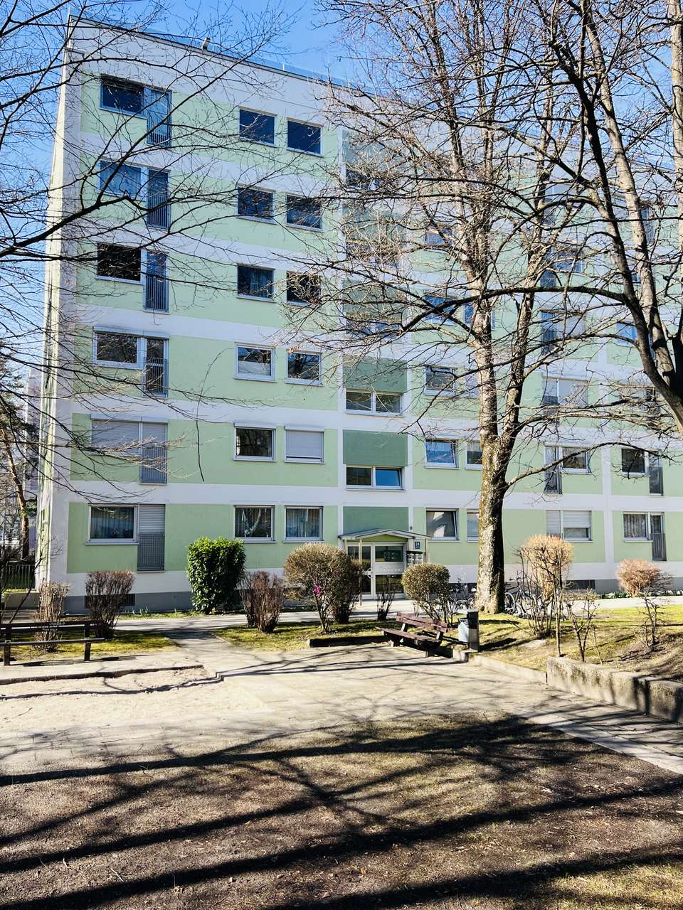 Charmante 3-Zimmer-Wohnung am Lerchenauer See