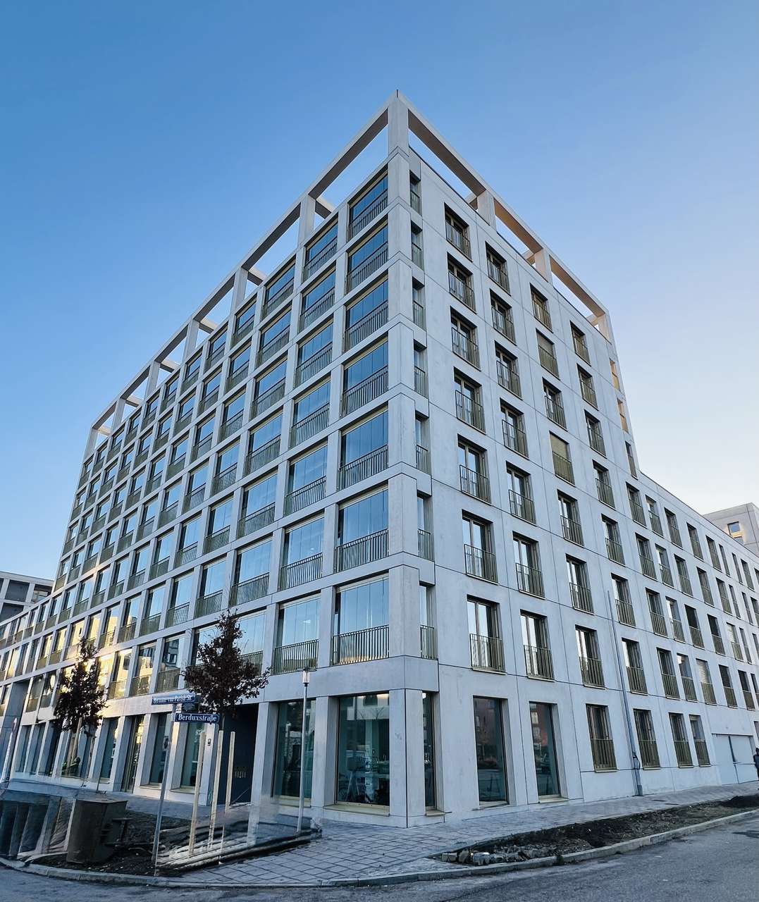 Lichtdurchflutete 2-Zimmer-Wohnung Pasing 